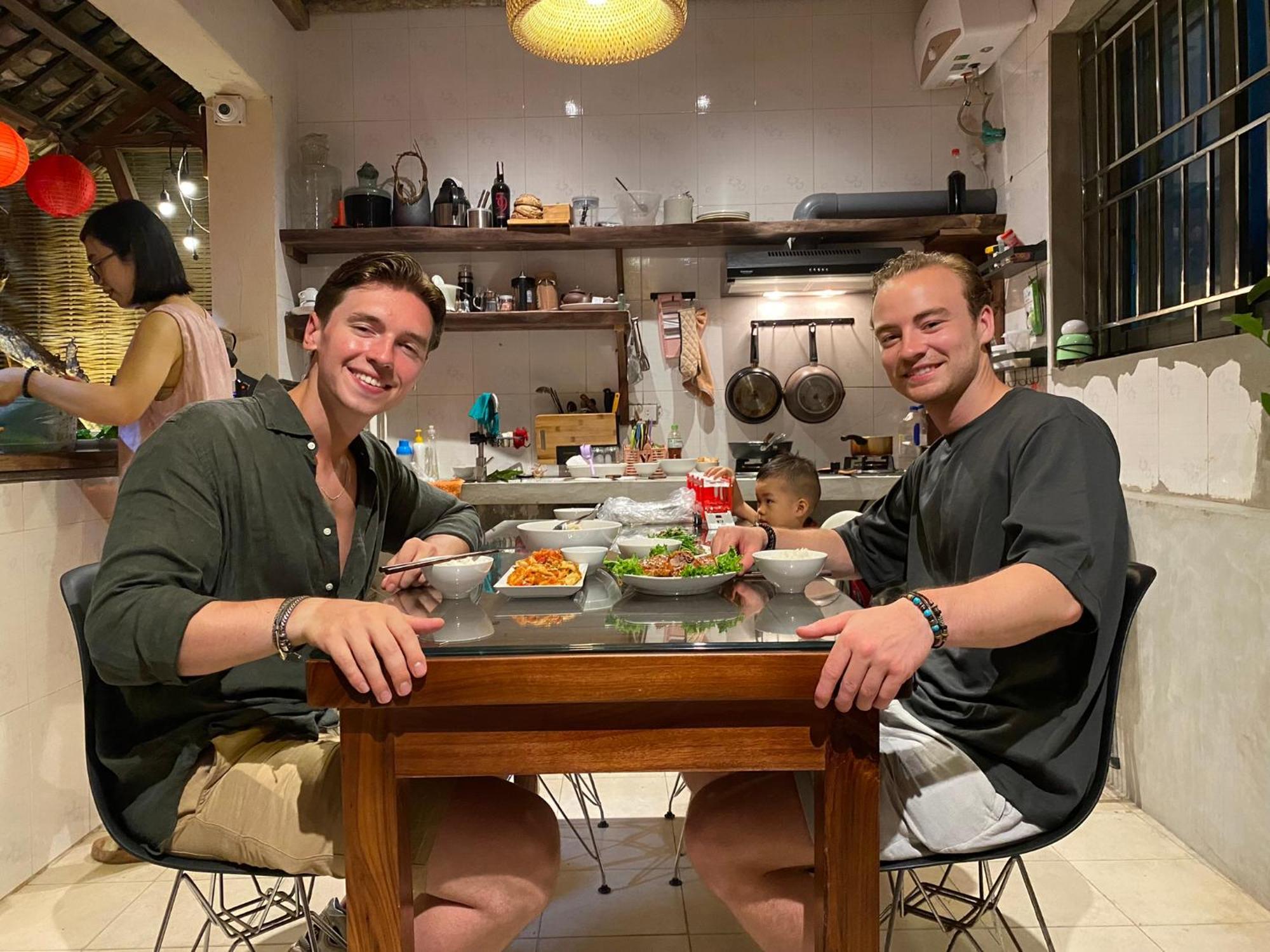 Pia Homestay - Tours & Motobike Rental Cao Bang Eksteriør billede